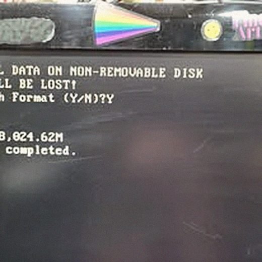 Recovery terminal displaying a drive warning during a data recovery job